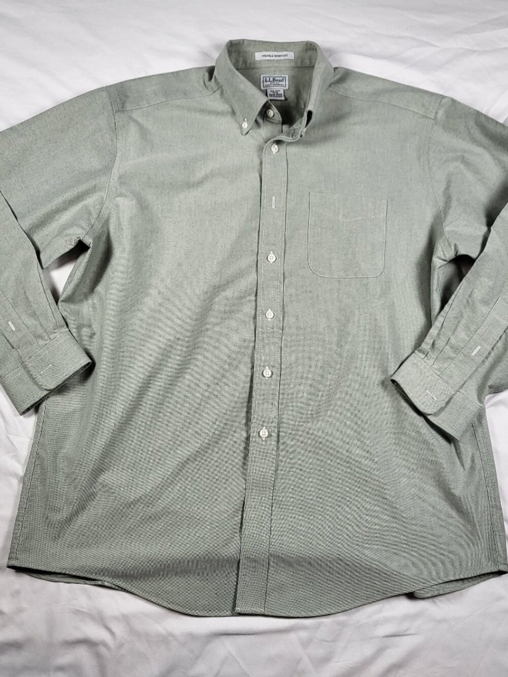 LL Bean Shirt Men's 17-34 Green Thick Cotton Button Down Long Sleeve Classic